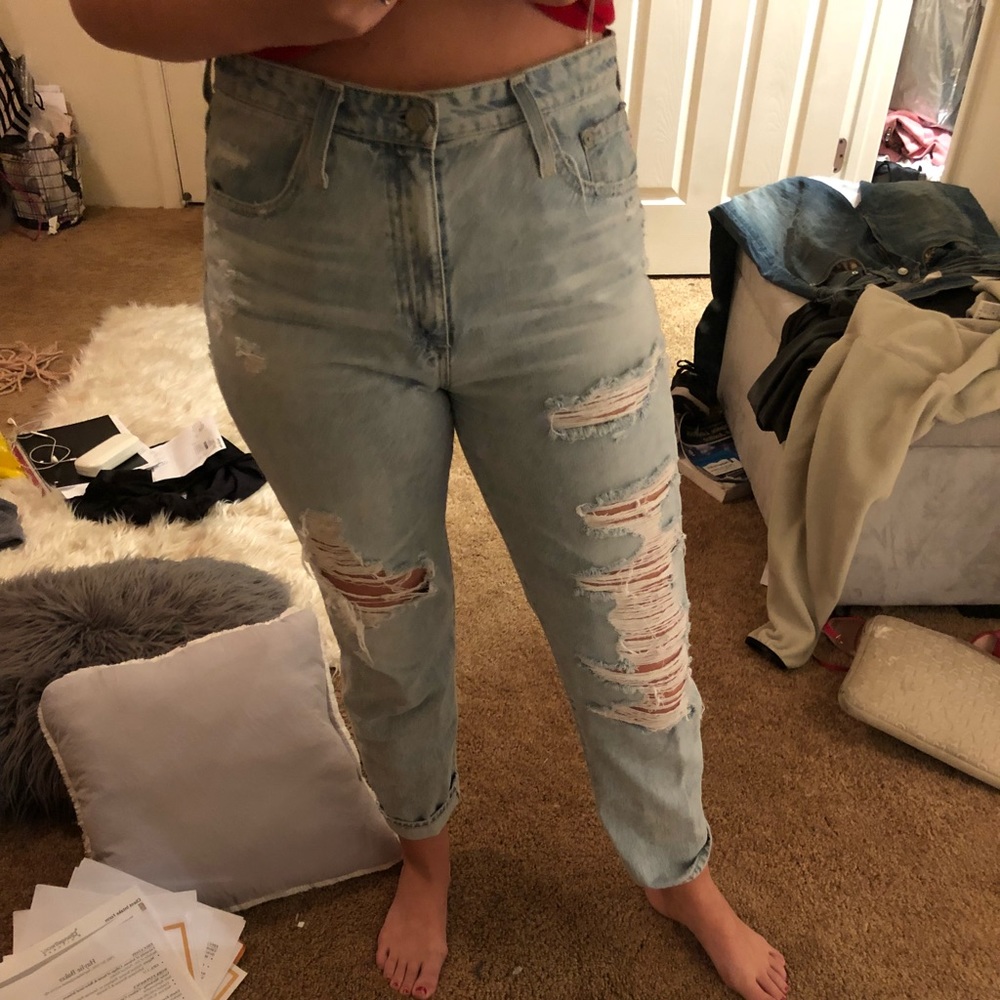 Barely worn boyfriend jeans!